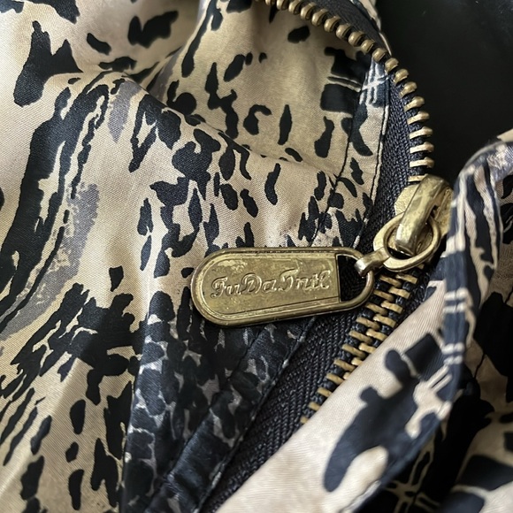 100% Silk Animal Print Zippered Jacket Shirt size large - Picture 6 of 9